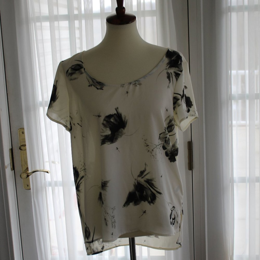 Express Cream and Black Blouse